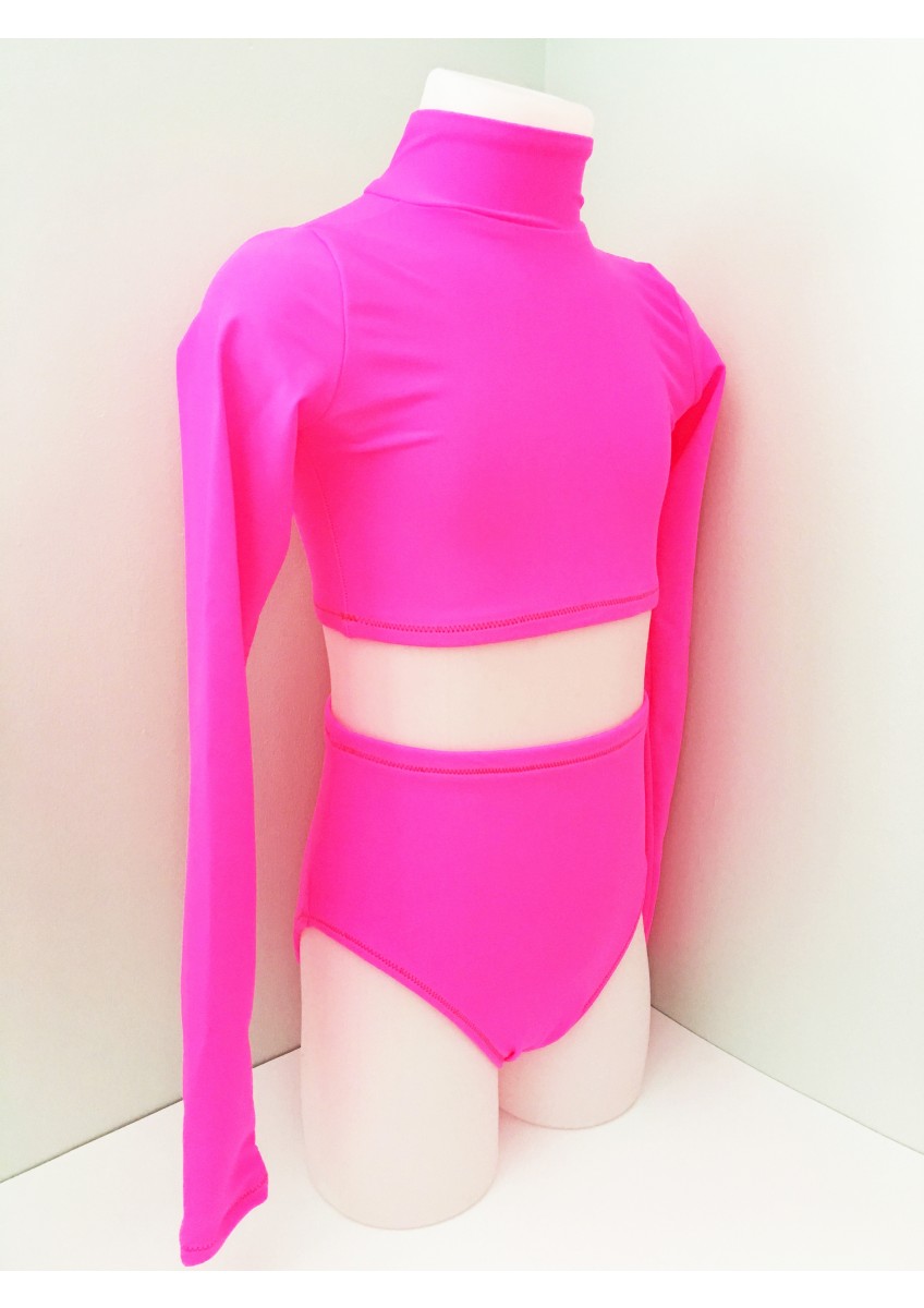 Side View - Crop Set in CERISE